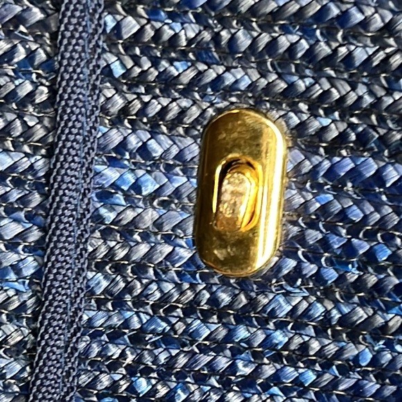 Vintage Blue Straw Woven Crossbody Handbag - Picture 9 of 12